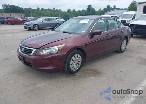 2011 Honda Accord 2.4 Lx z USA, uszkodzony, nr VIN 1HGCP2F32BA116949